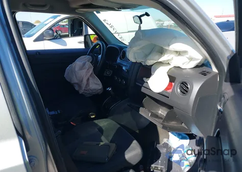 2013 Jeep Patriot Sport из США, поврежденный, VIN 1C4NJPBA7DD130017